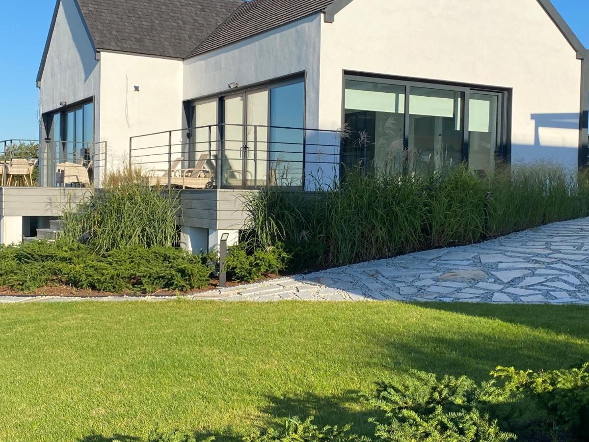 Villa Relax With Swimming Pool And Mountain View Bukow Exterior photo